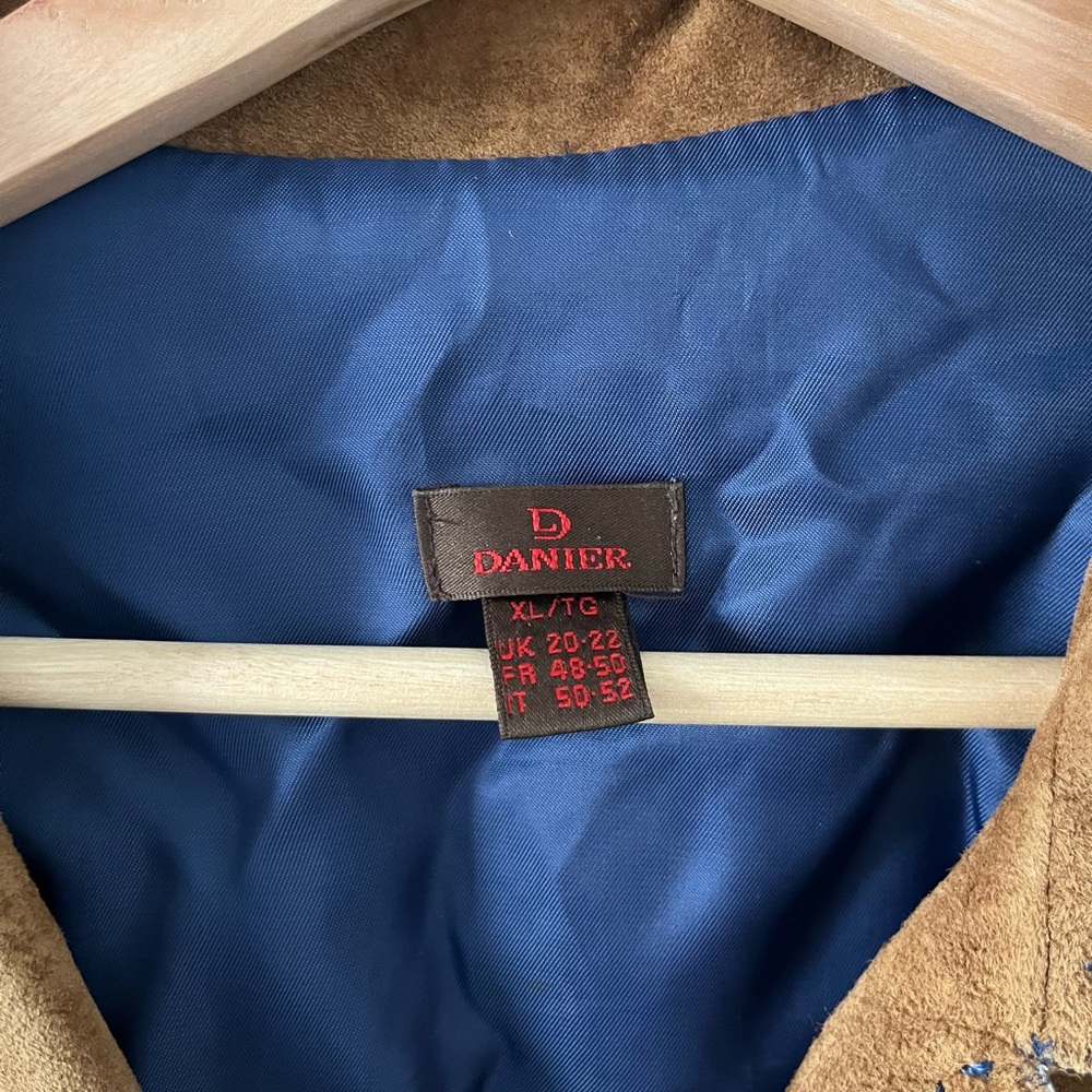 Danier Brown Suede Women's Jacket - Picture 2 of 6